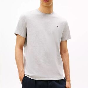 Tommy Hilfiger Men’s Everyday T‑Shirt – Size L (Extra Slim Fit)